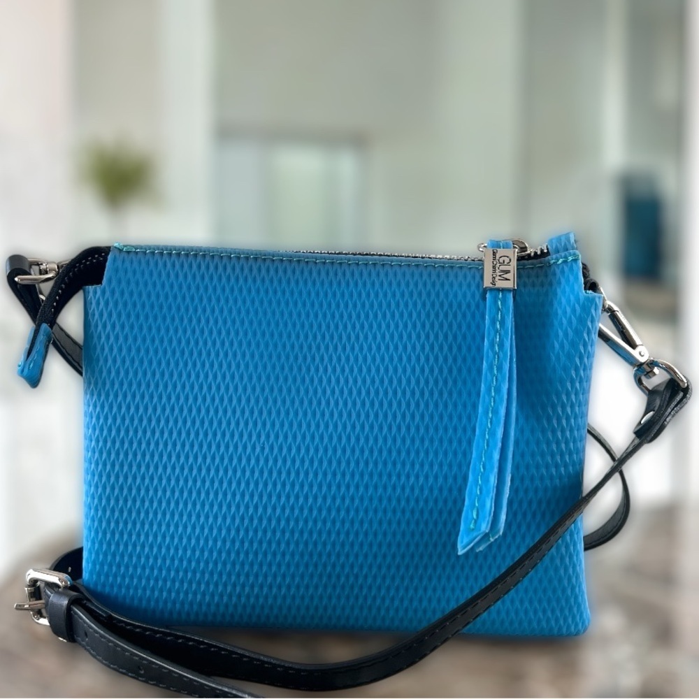 GUM Gianni Chiarini Design Italian Ocean Blue Black Crossbody Bag Purse